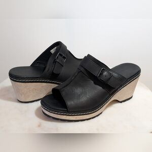 Merrell Women's Black Sandals